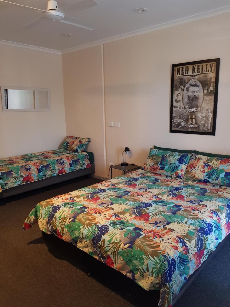 Wentworth Central Motor Inn Extérieur photo
