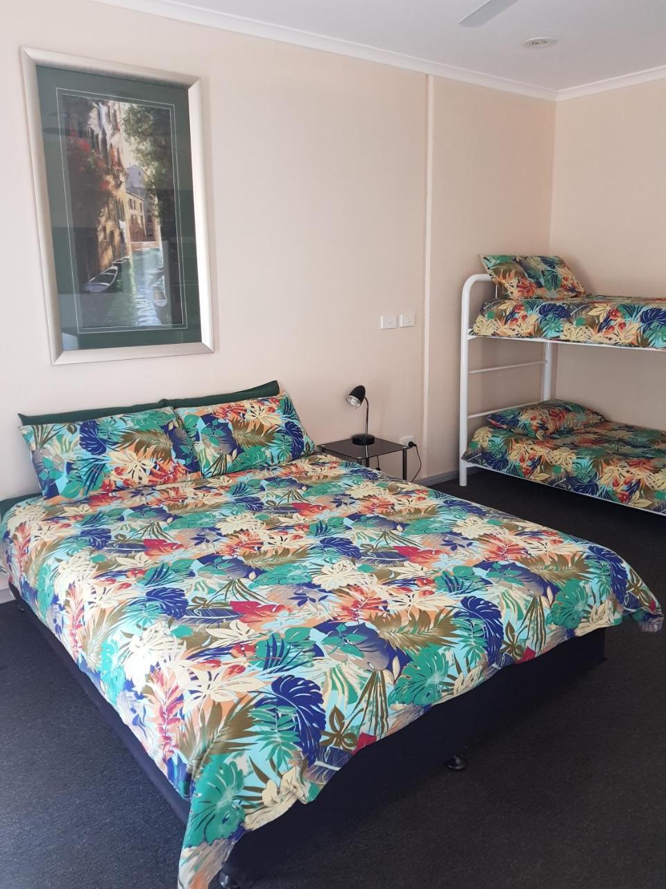 Wentworth Central Motor Inn Extérieur photo